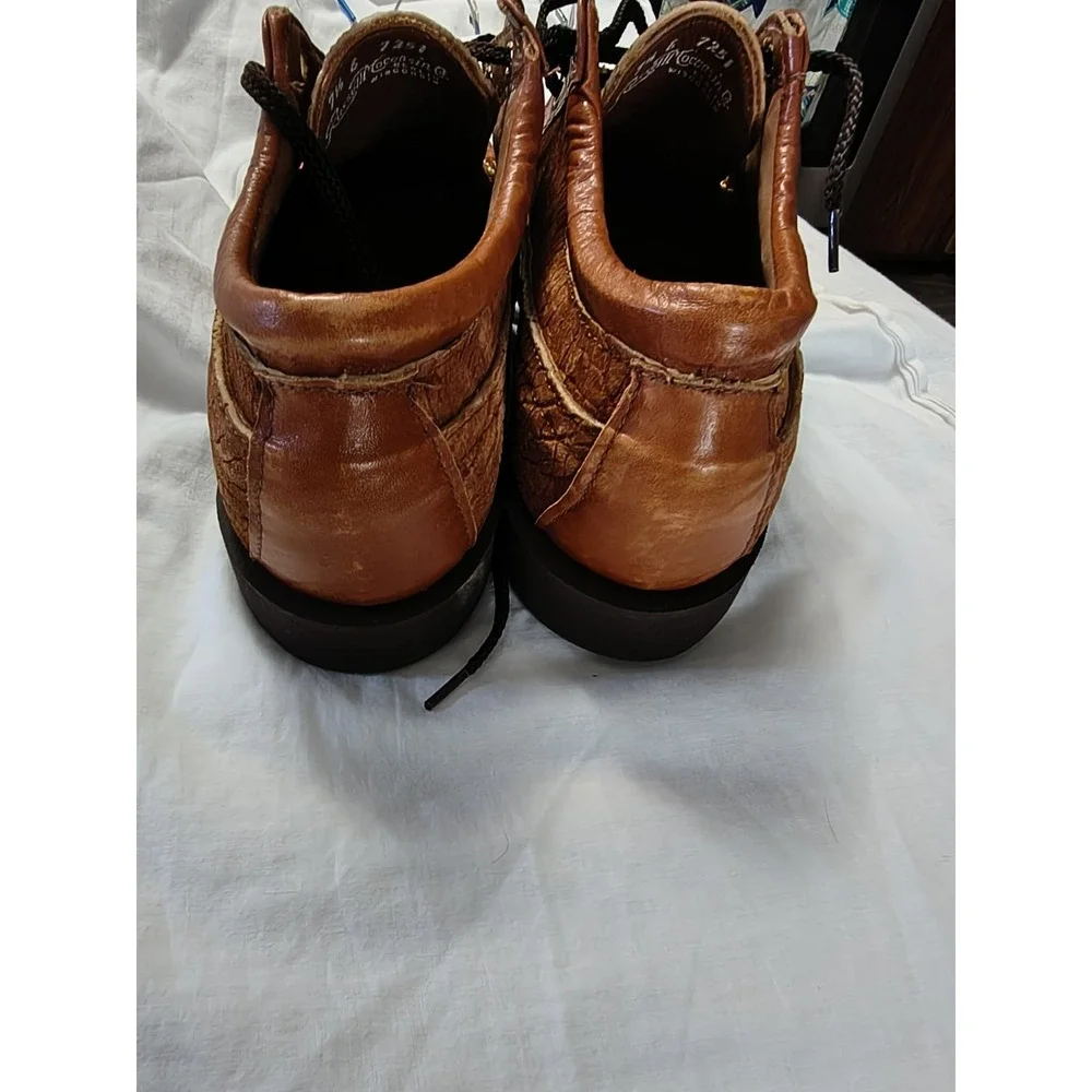 Russell Moccasin Co. 7.5 E Brown Exotic Leather Lace-Up Mens Fishing Boat EUC